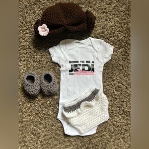 Princess Leia Baby Outfit (Onsie,hat,booties,diaper cover)